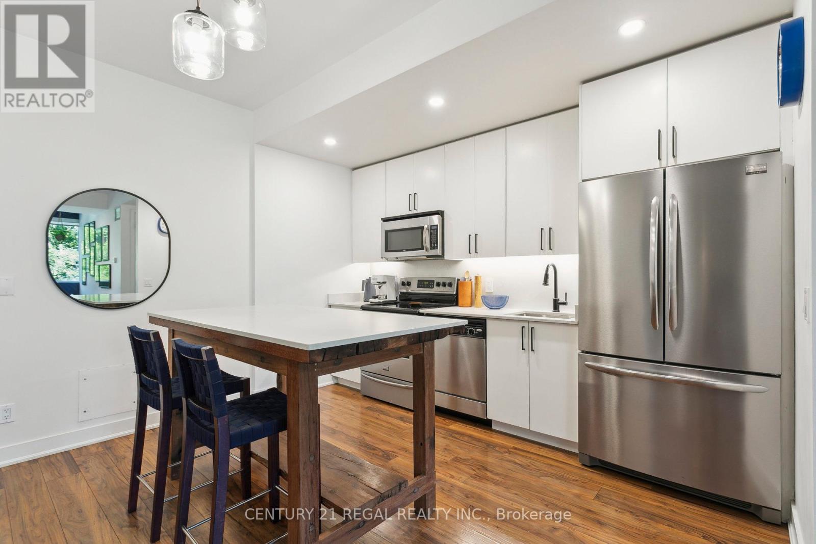 312 - 25 Ritchie Avenue, Toronto, Ontario  M6R 2J6 - Photo 2 - W12041638