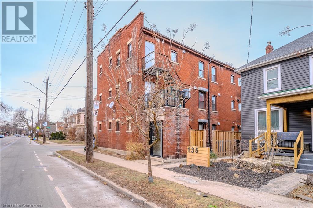 Property at 41 ALBERT Street image 3