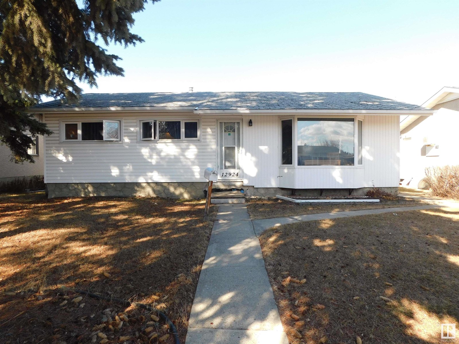 Property at 12924 135A AV NW image 1