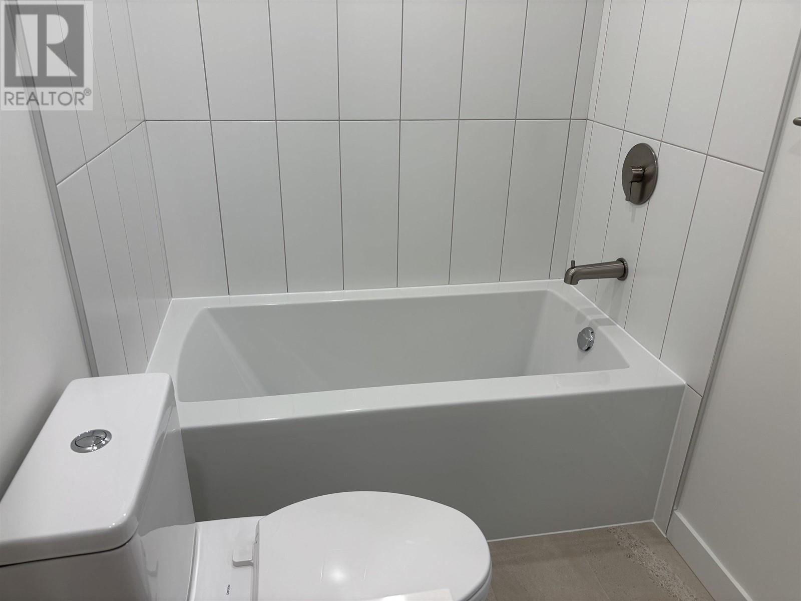 516 3596 Malsum Drive, North Vancouver, British Columbia  V7G 0B5 - Photo 10 - R2981588