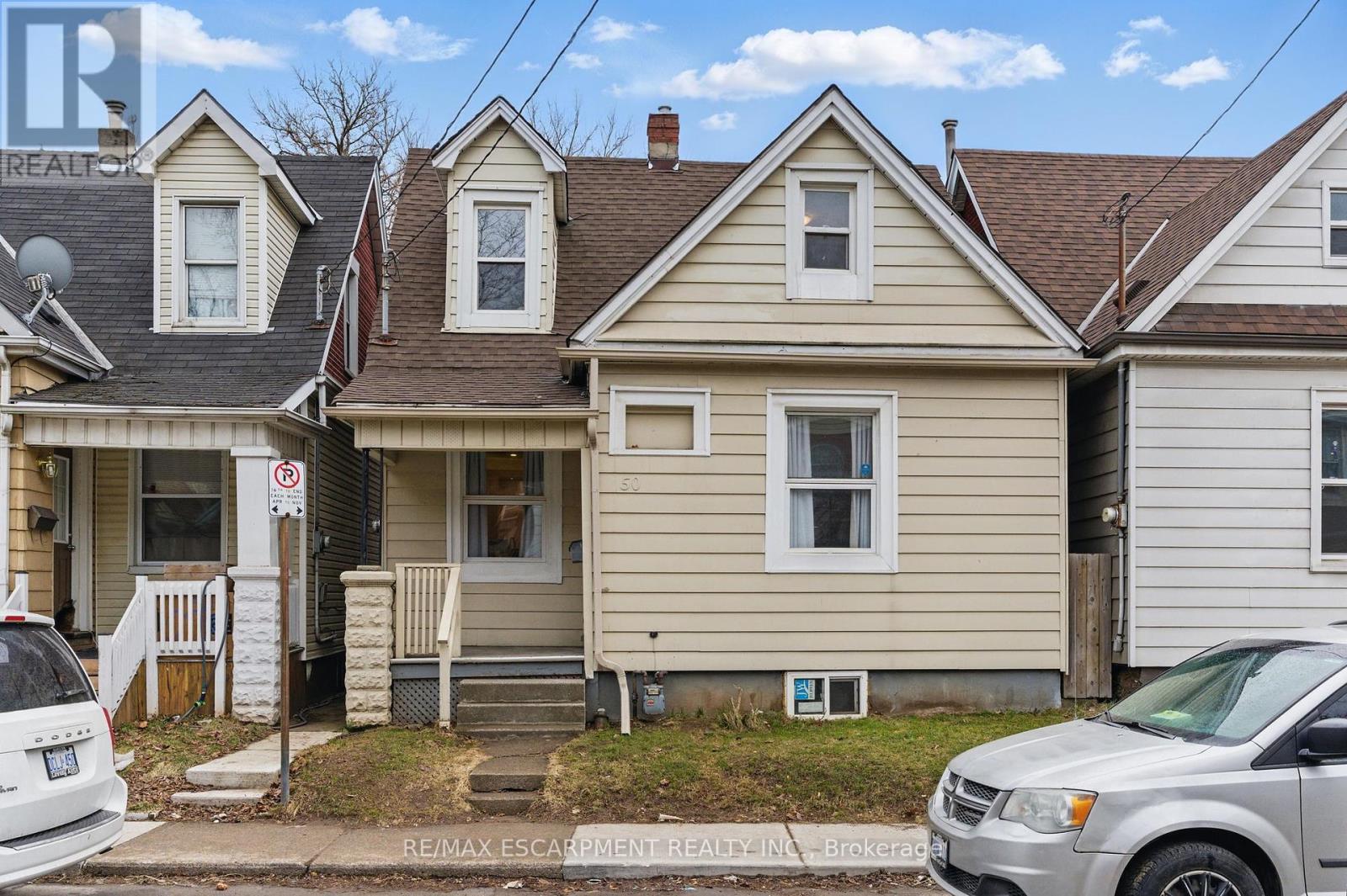 Property at 50 HARVEY STREET image 2