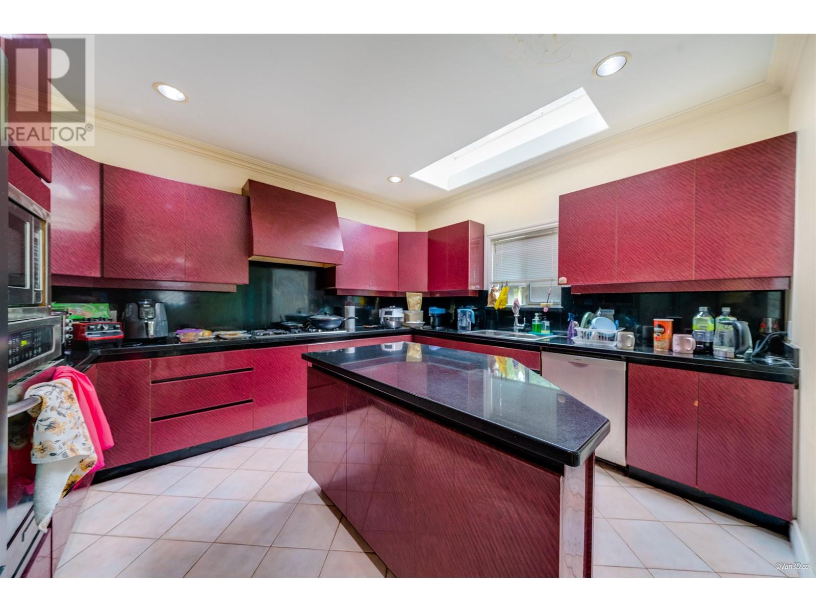 6337 Leibly Avenue, Burnaby, British Columbia  V5E 3C9 - Photo 13 - R2981498