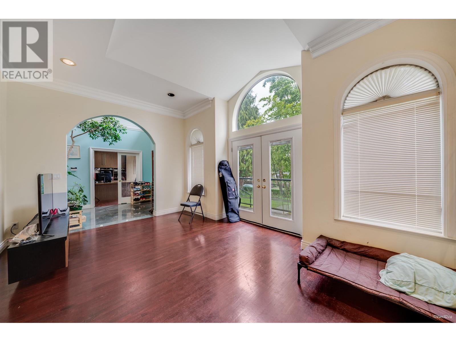 Property at 6337 LEIBLY AVENUE image 5
