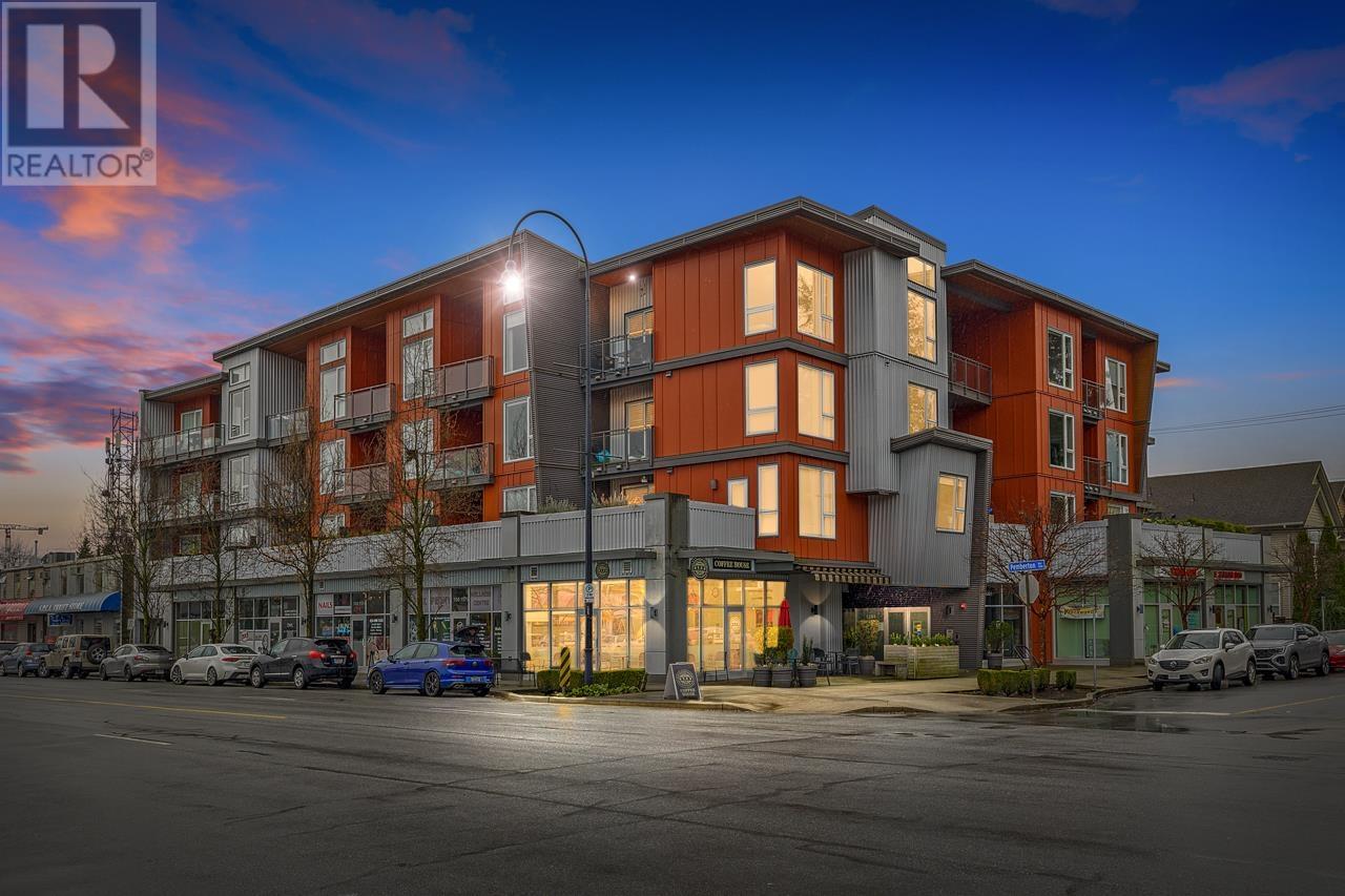 402 1201 W 16th Street, North Vancouver, British Columbia  V7P 1R5 - Photo 2 - R2982175