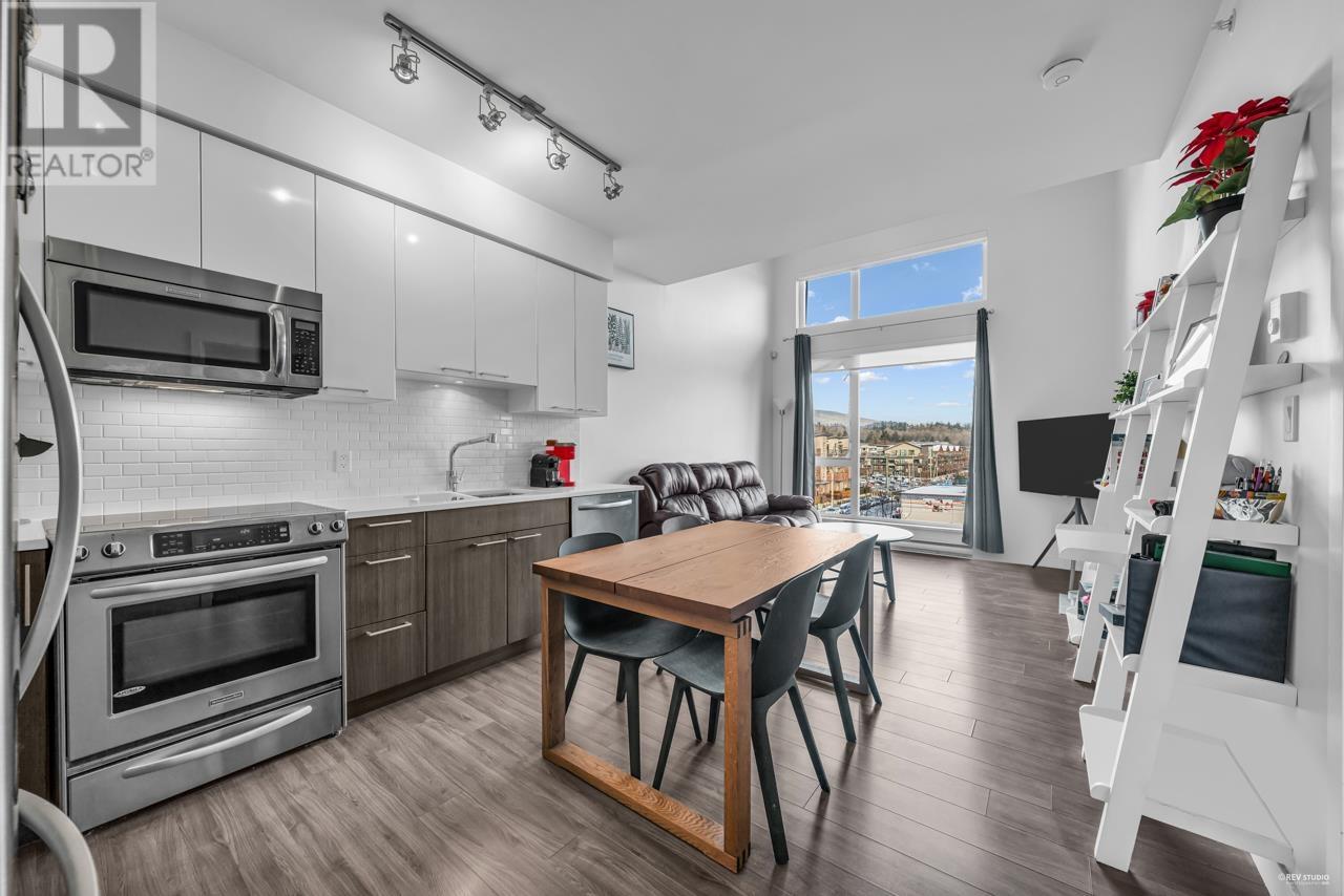 402 1201 W 16th Street, North Vancouver, British Columbia  V7P 1R5 - Photo 9 - R2982175