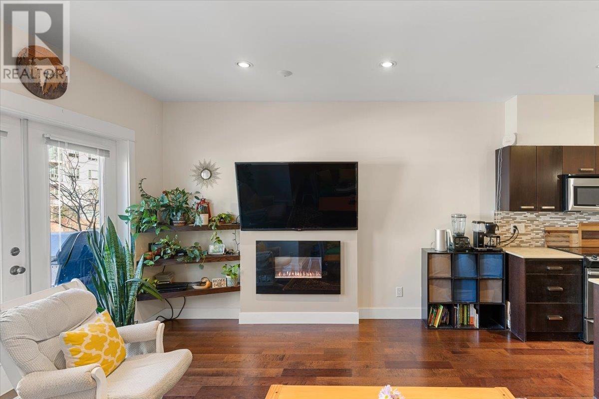 102 3382 Viewmount Drive, Port Moody, British Columbia  V3H 2M1 - Photo 10 - R2982187