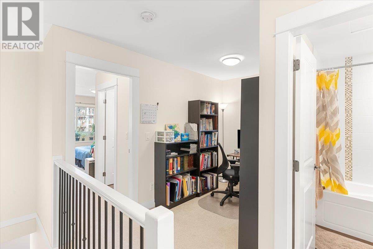 102 3382 Viewmount Drive, Port Moody, British Columbia  V3H 2M1 - Photo 26 - R2982187