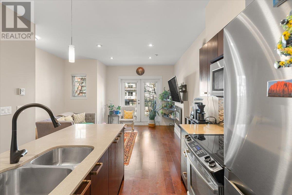 Property at 102 3382 VIEWMOUNT DRIVE image 4