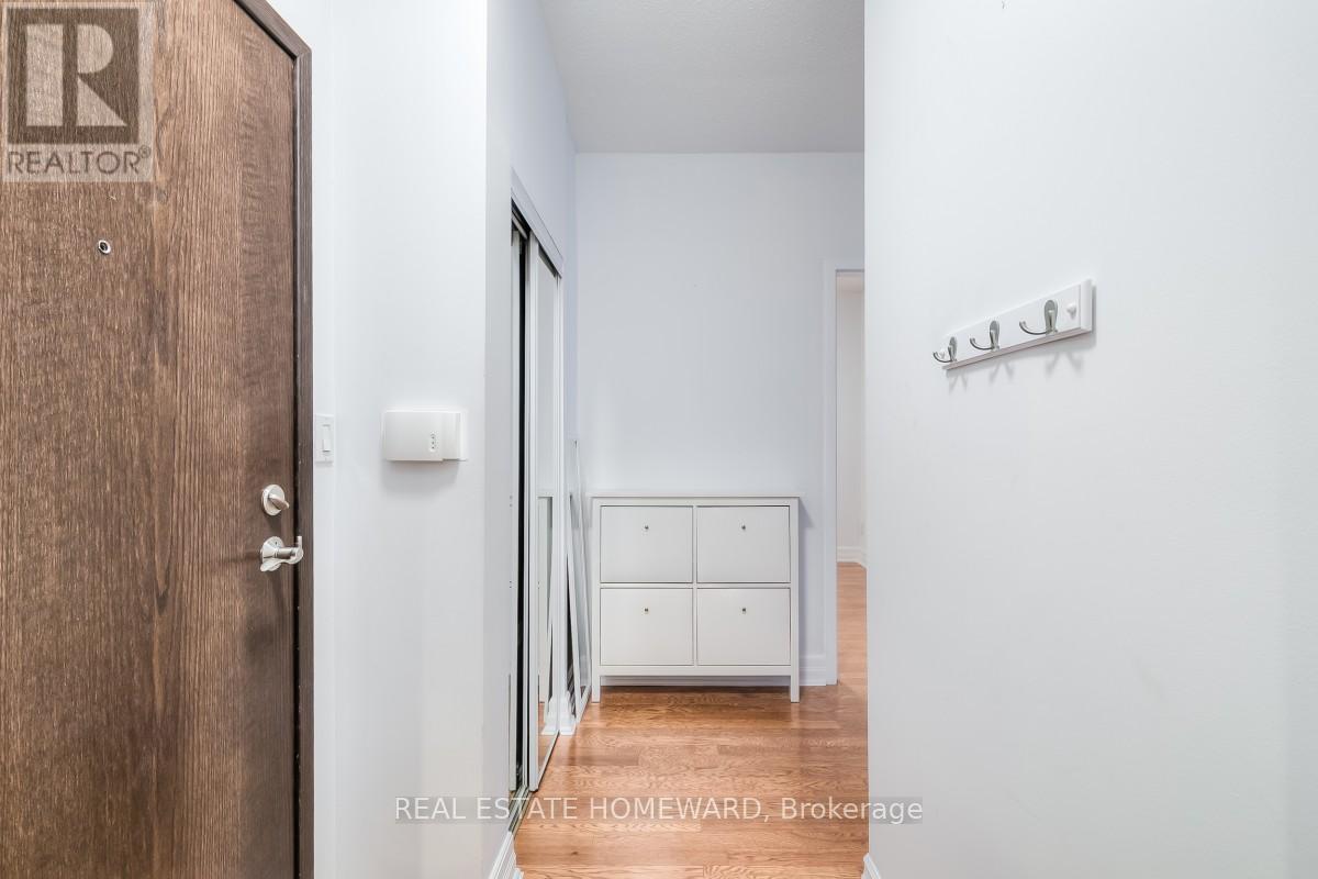 202 - 30 Greenfield Avenue, Toronto, Ontario  M2N 6N3 - Photo 11 - C12035693