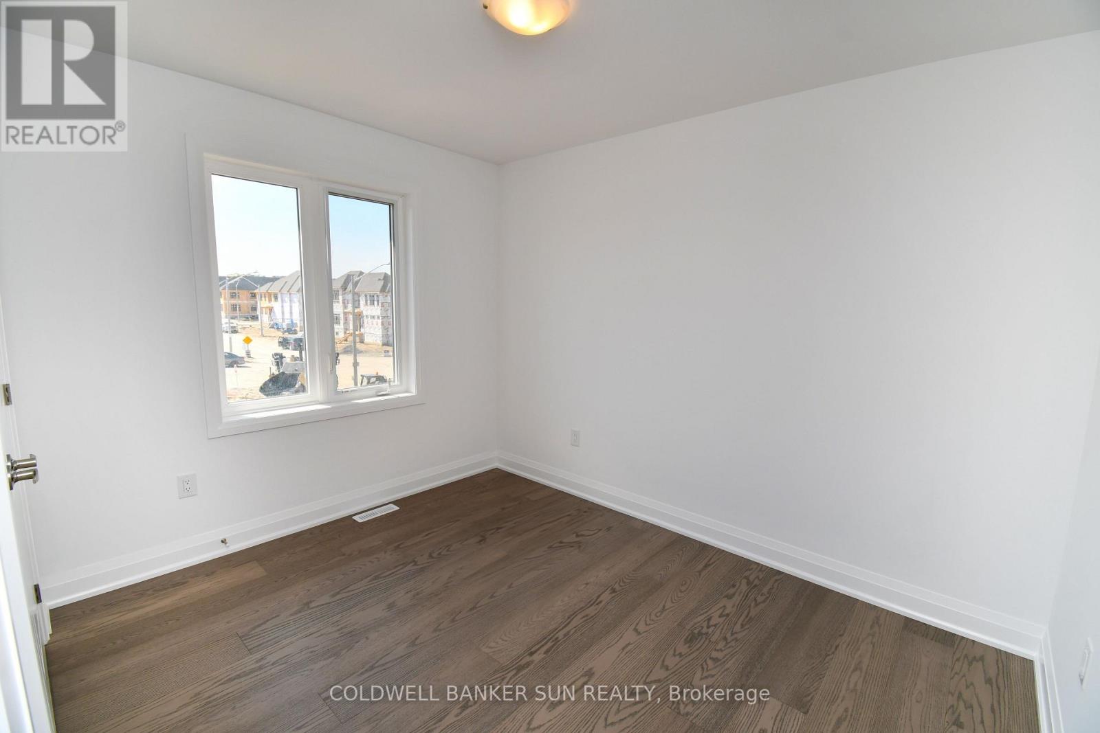 3 Gateway Drive, Barrie, Ontario  L9J 0V1 - Photo 24 - S12033623