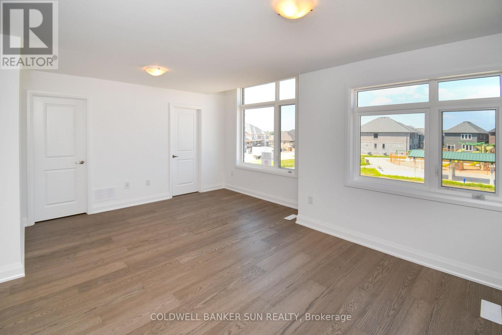 3 Gateway Drive, Barrie, Ontario  L9J 0V1 - Photo 35 - S12033623