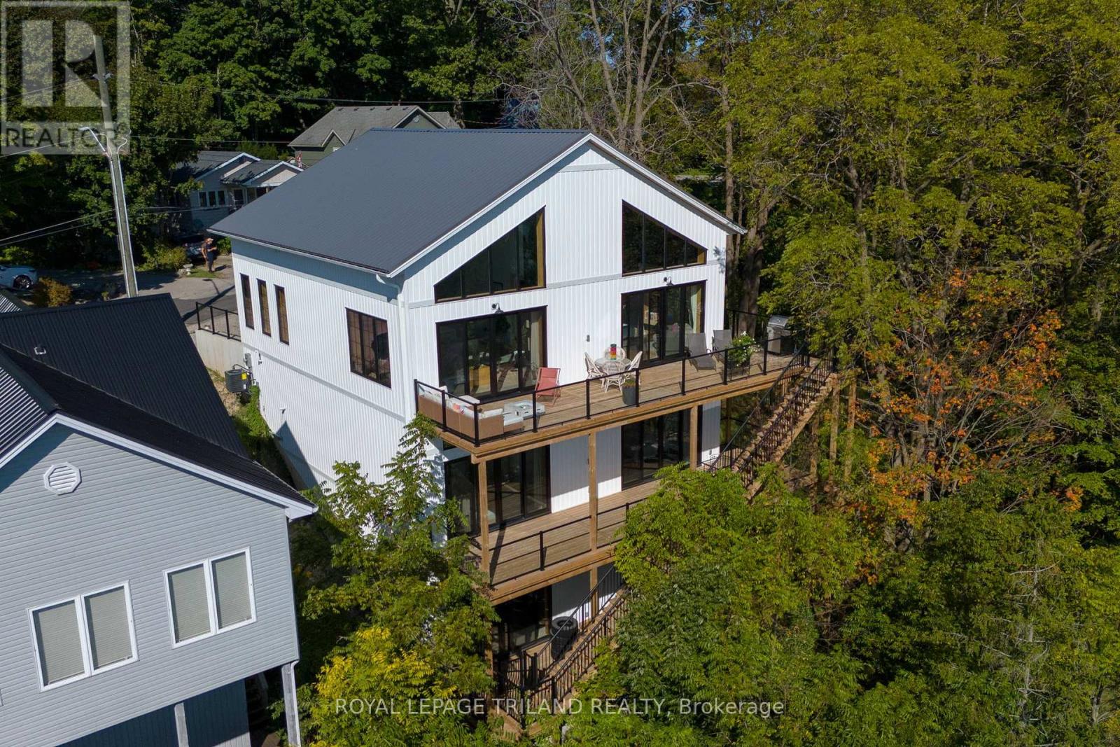 164 BRAYSIDE STREET, Central Elgin, Ontario