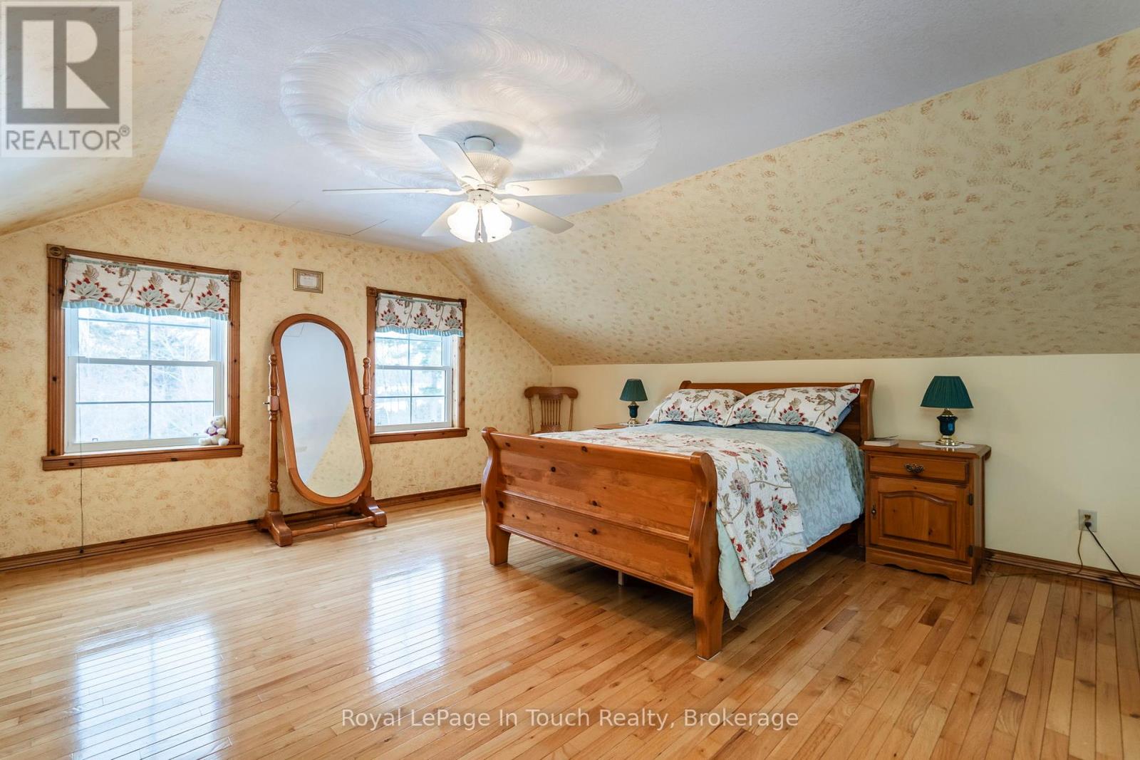 306 Church Street, Penetanguishene, Ontario  L9M 1G5 - Photo 24 - S12041746