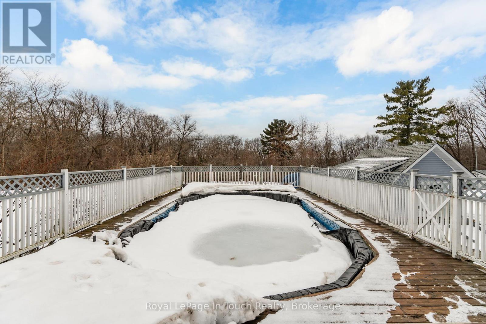 306 Church Street, Penetanguishene, Ontario  L9M 1G5 - Photo 37 - S12041746