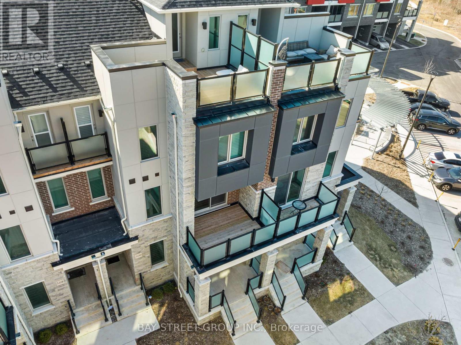 Property at 510 - 1034 REFLECTION PLACE image 4