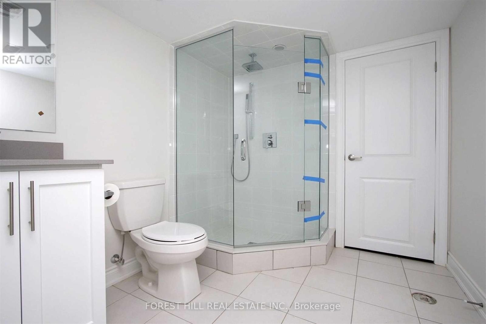 61 Glazebrook Avenue, Vaughan, Ontario  L4L 0H9 - Photo 18 - N12041711