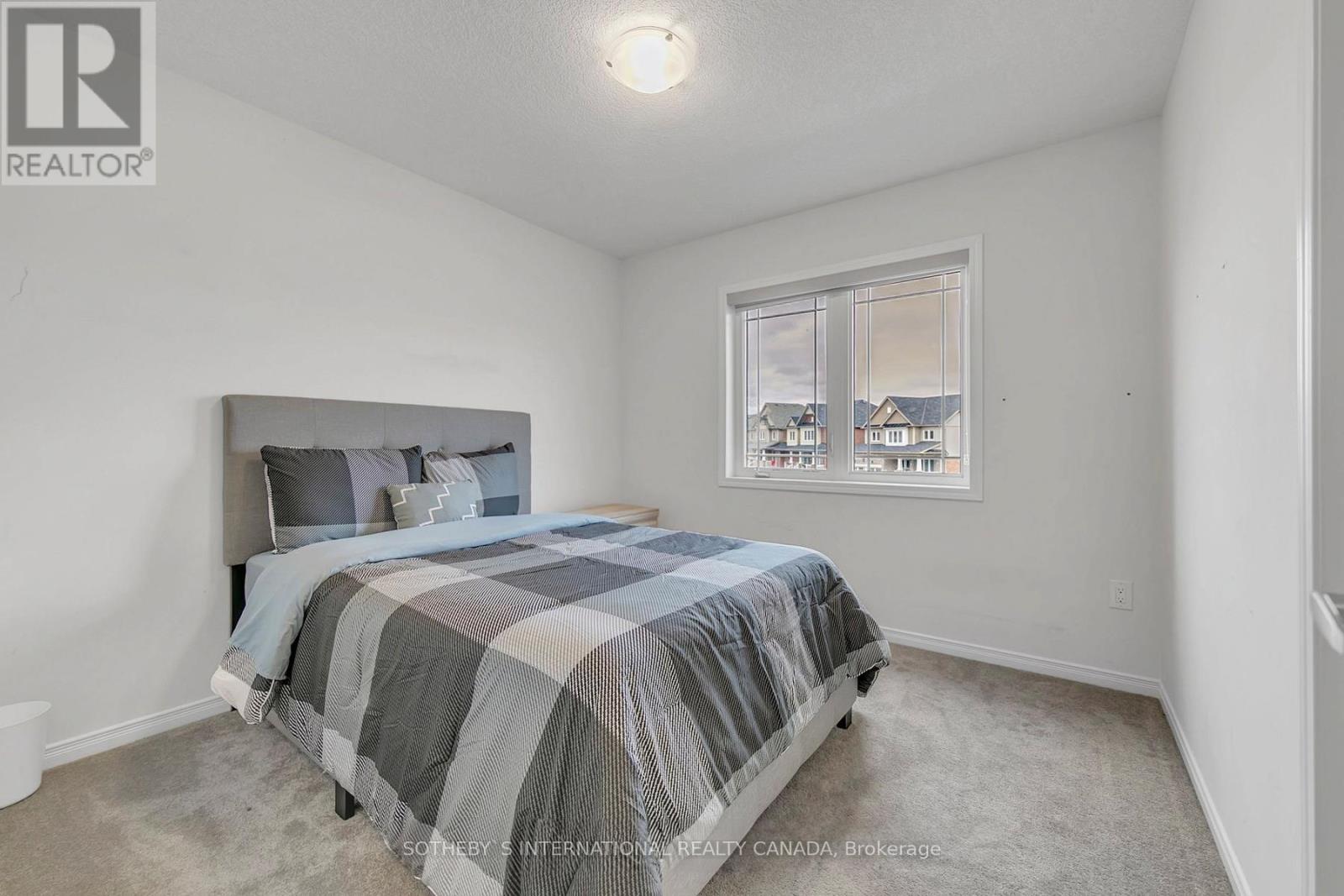 Property at 246 DOLMAN STREET image 5