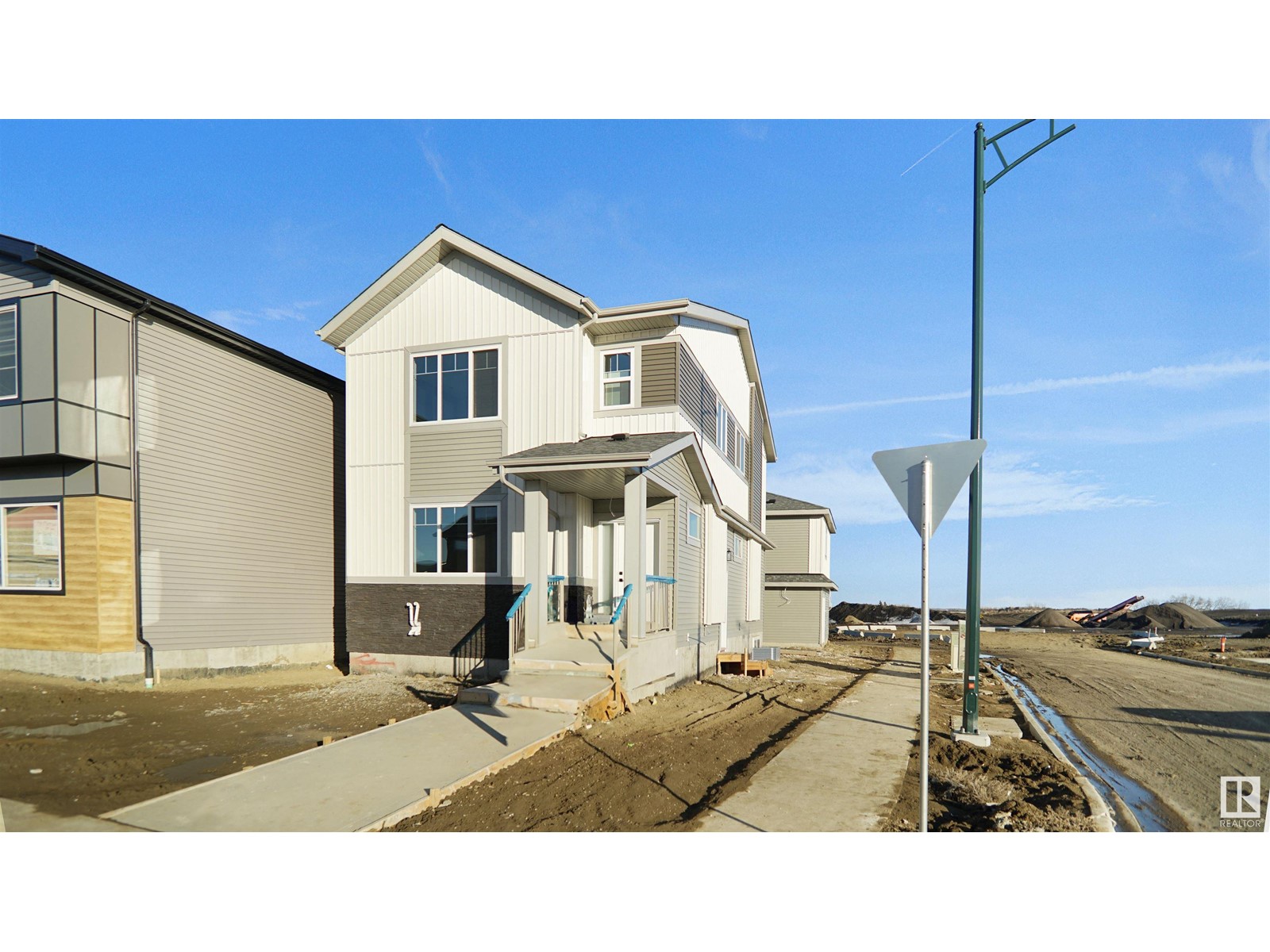 Property at 703 MATTSON DR SW SW image 4