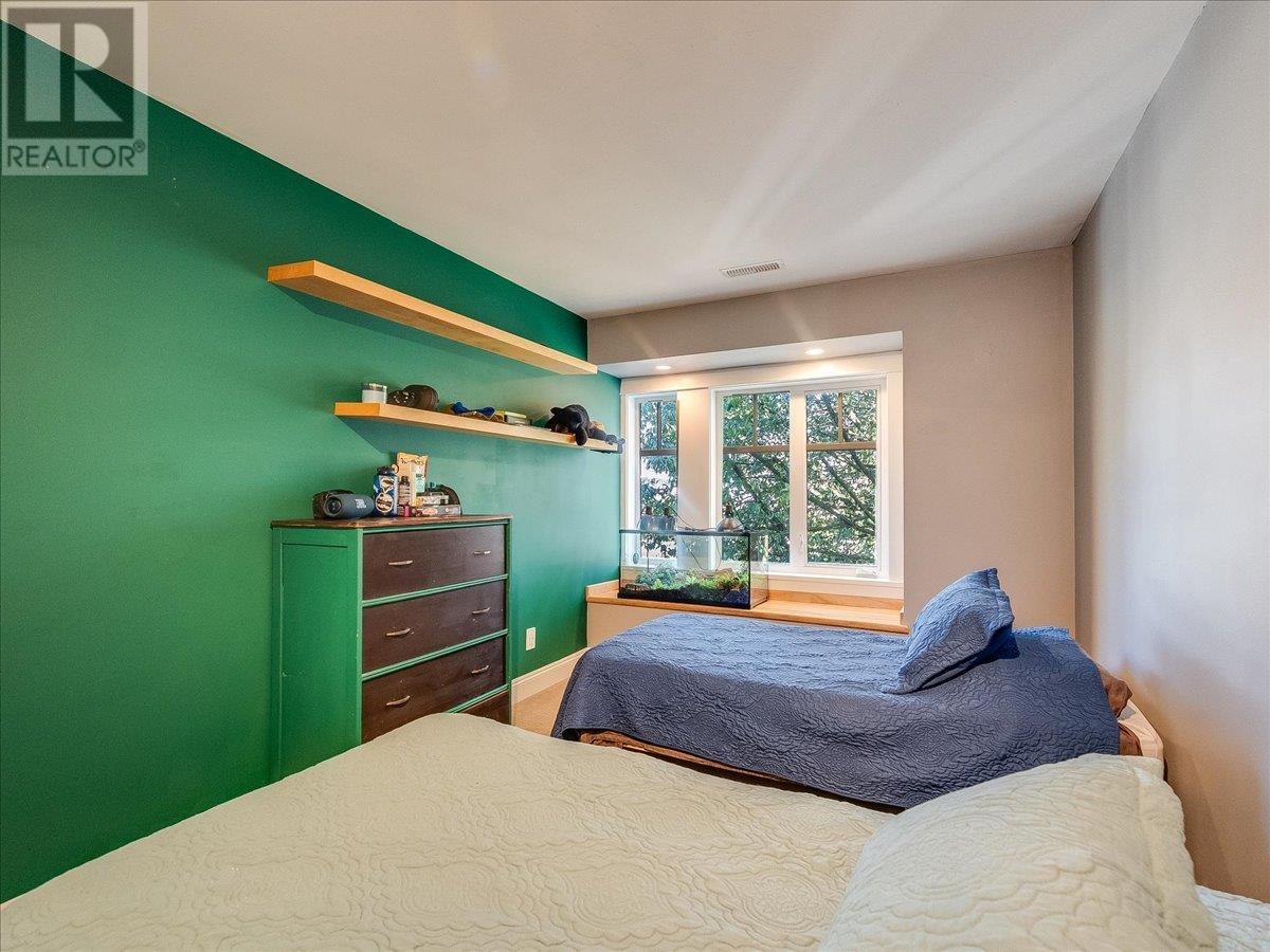 7124 Broadway, Burnaby, British Columbia  V5A 1R9 - Photo 21 - R2982210