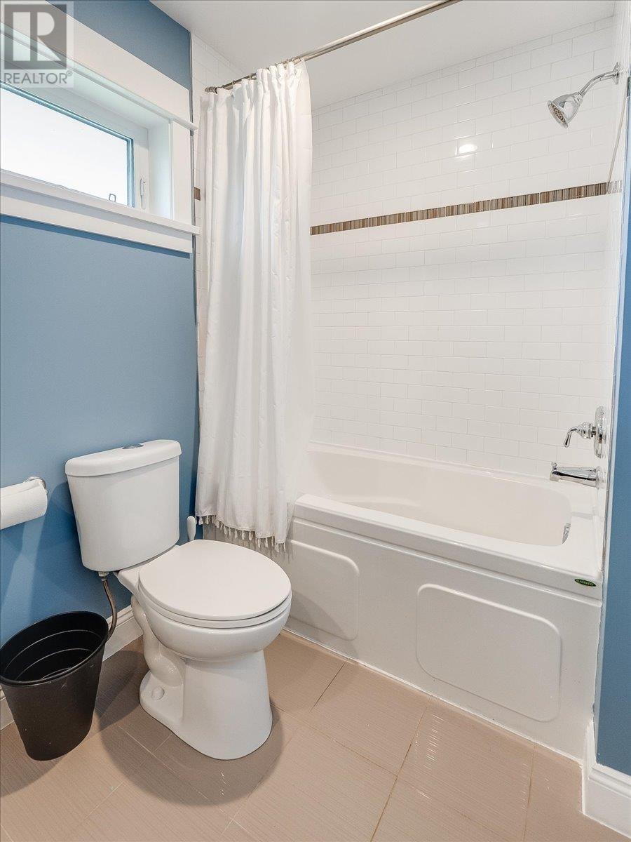 7124 Broadway, Burnaby, British Columbia  V5A 1R9 - Photo 28 - R2982210