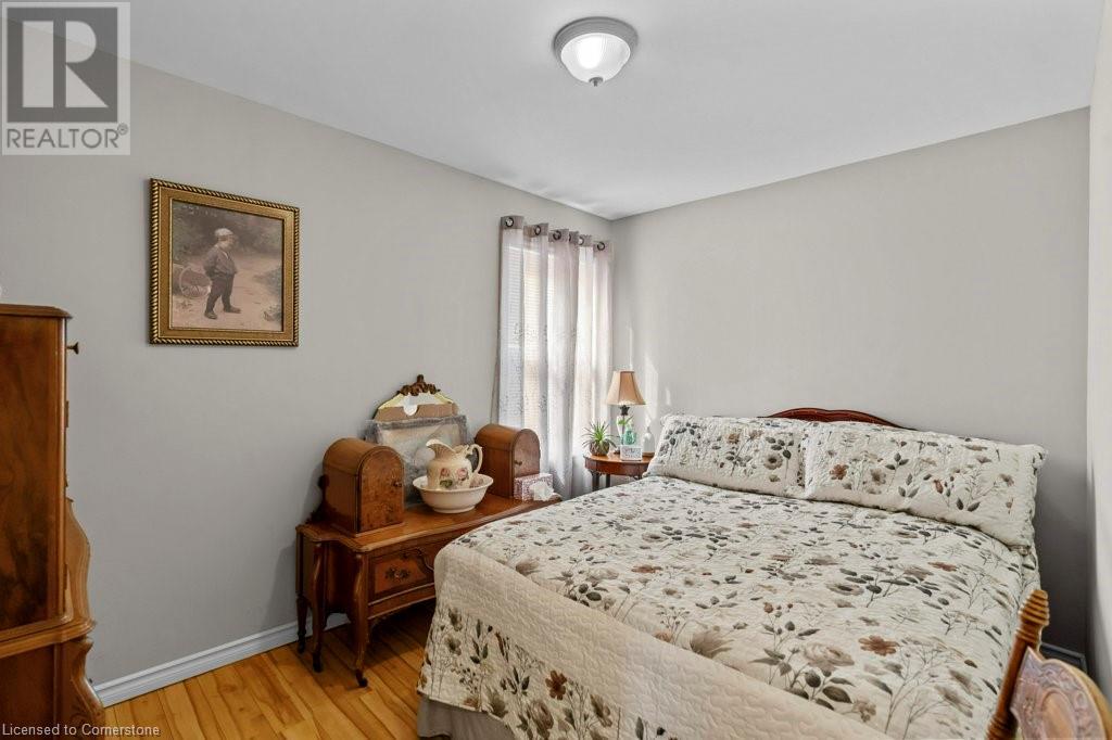 81 Grass Avenue, St. Catharines, Ontario  L2R 1T2 - Photo 9 - 40706817