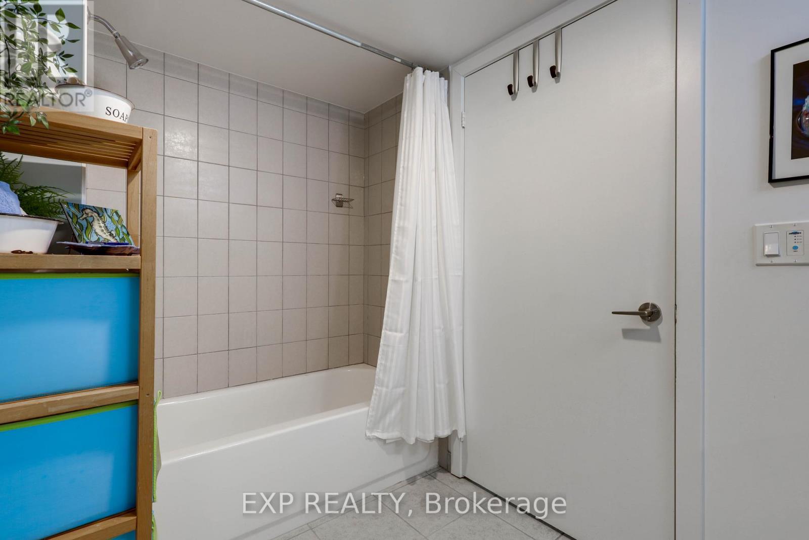410 - 8 Trent Avenue, Toronto, Ontario  M4C 0A6 - Photo 18 - E12041775