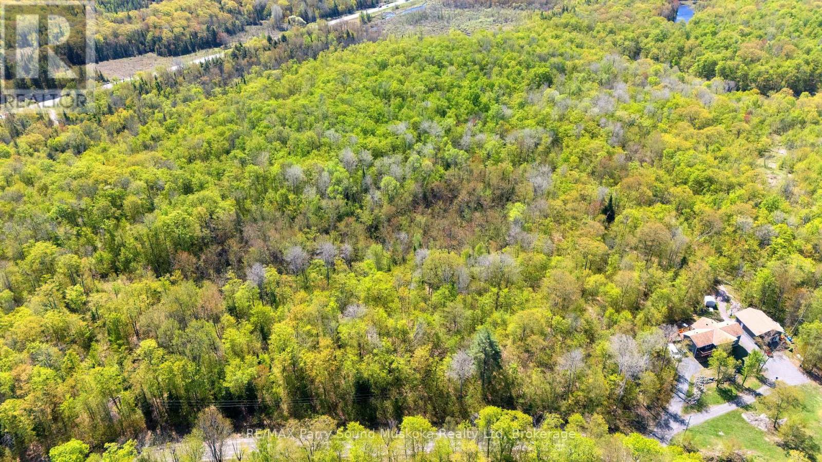 1835 Lorimer Lake Road N, Whitestone (Hagerman), Ontario  P2A 1G0 - Photo 12 - X12041800