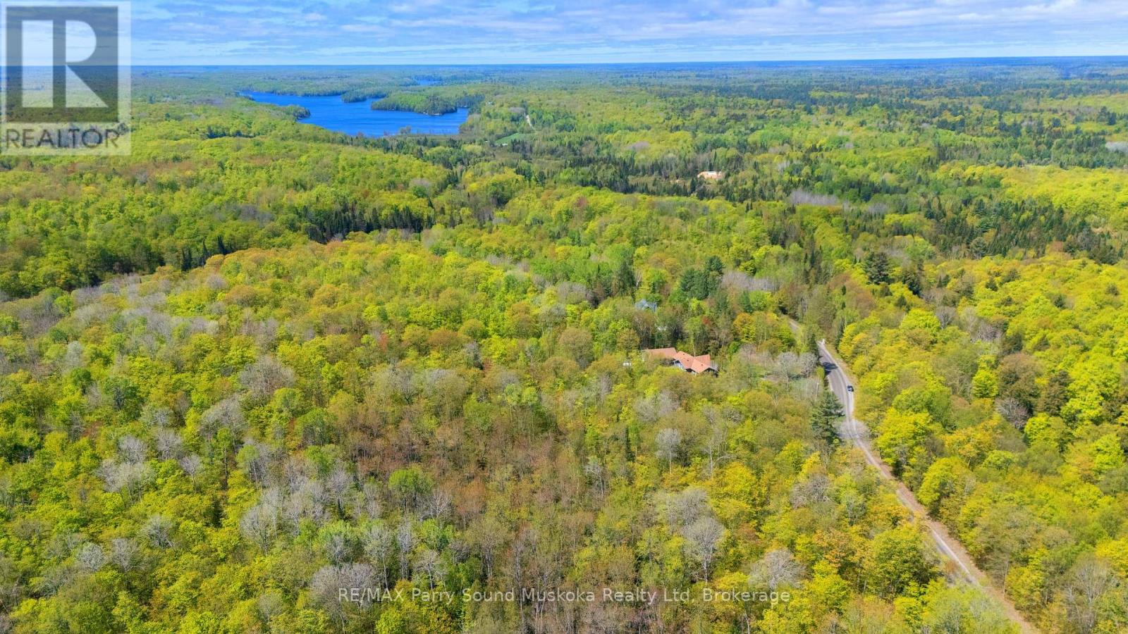 1835 Lorimer Lake Road N, Whitestone (Hagerman), Ontario  P2A 1G0 - Photo 3 - X12041800