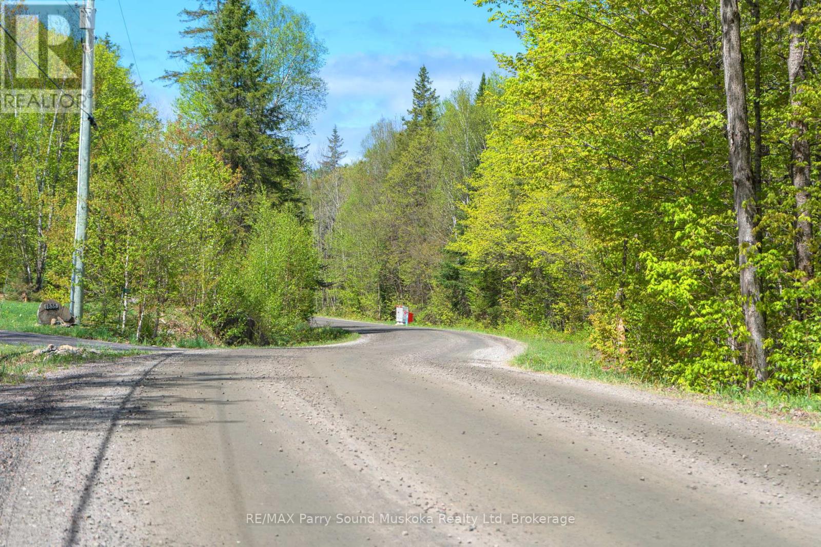 1835 Lorimer Lake Road N, Whitestone (Hagerman), Ontario  P2A 1G0 - Photo 7 - X12041800