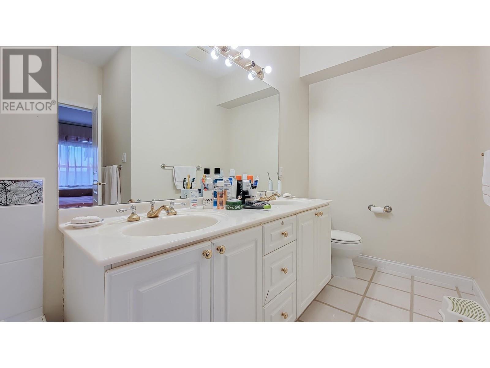 208 1465 Parkway Boulevard, Coquitlam, British Columbia  V3E 3E8 - Photo 28 - R2980835