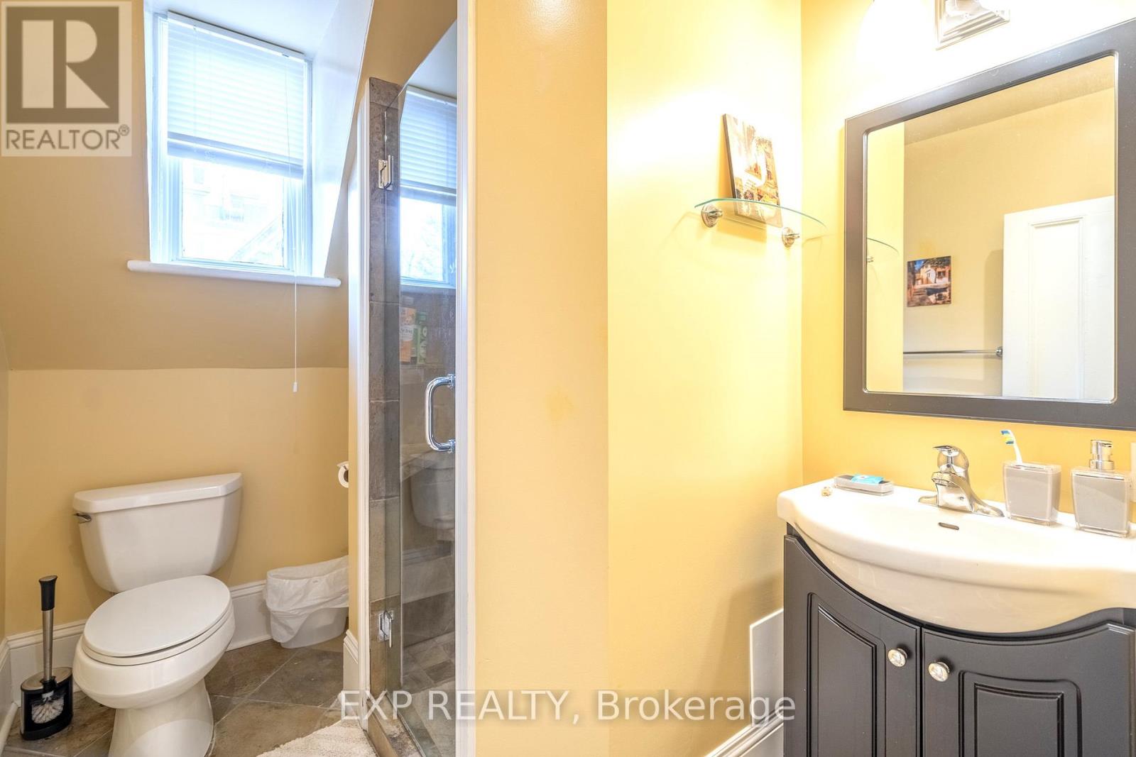 431 Gilmour Street, Ottawa, Ontario  K2P 0R5 - Photo 42 - X12041803