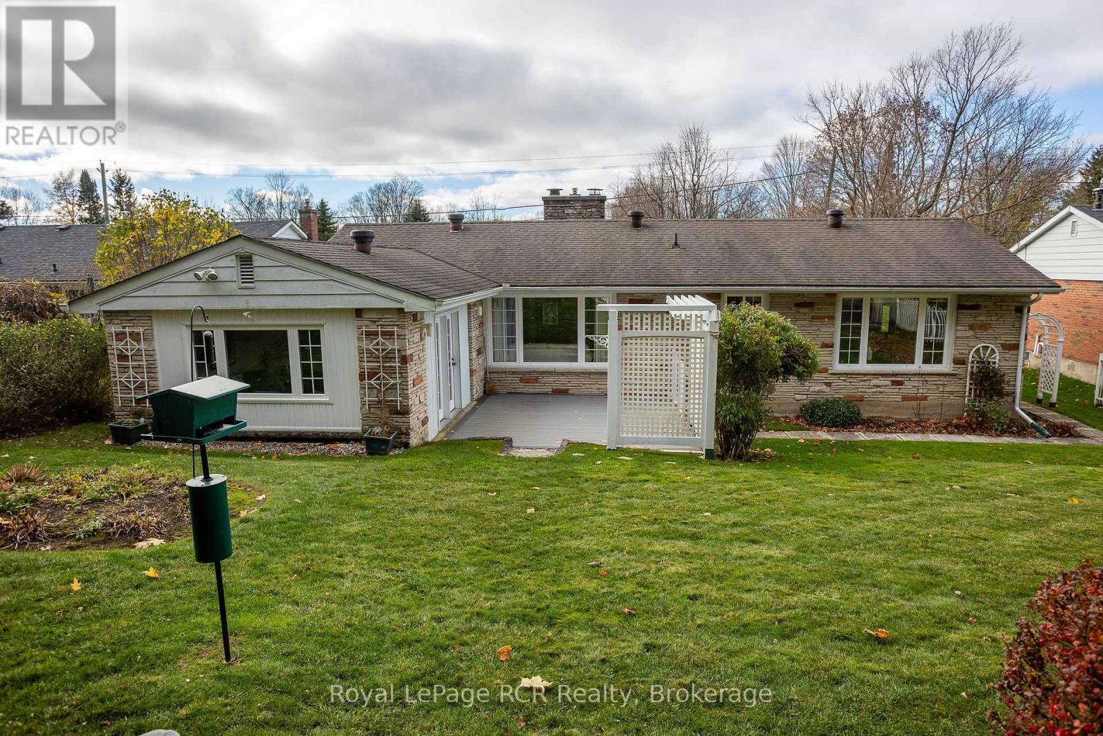 149 7th Avenue E, Owen Sound, Ontario  N4K 2W8 - Photo 37 - X12041808