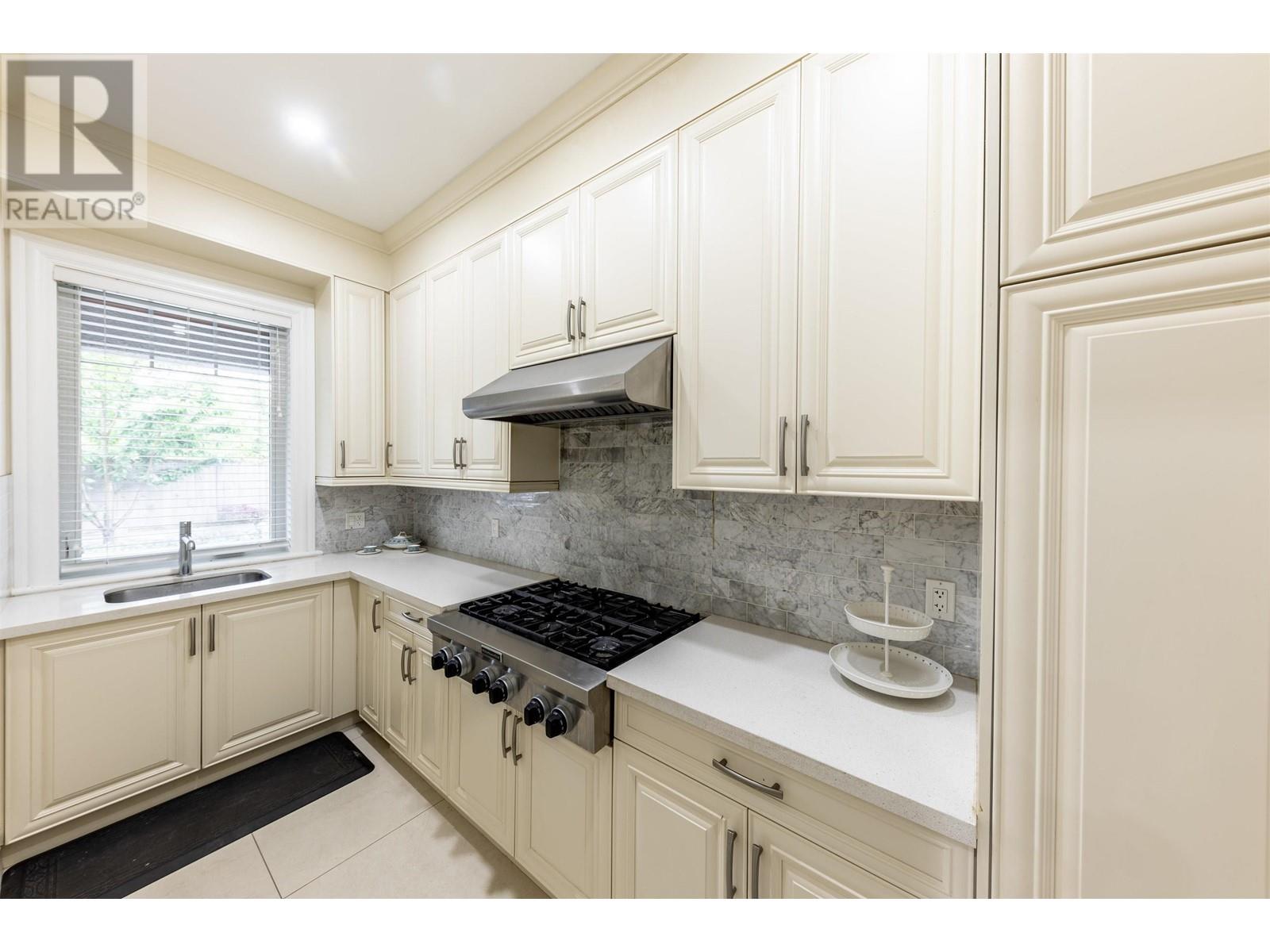 9800 Saunders Road, Richmond, British Columbia  V7A 2B6 - Photo 13 - R2982186
