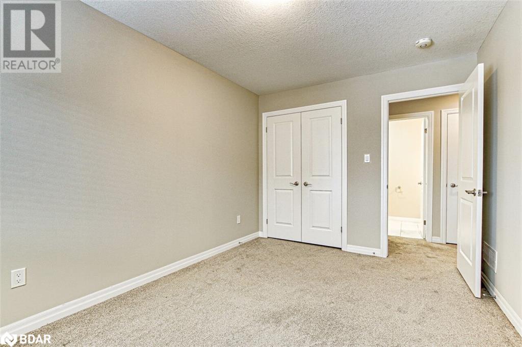 Photo 21 of 28 for 811 Sarnia Road Unit# 68
