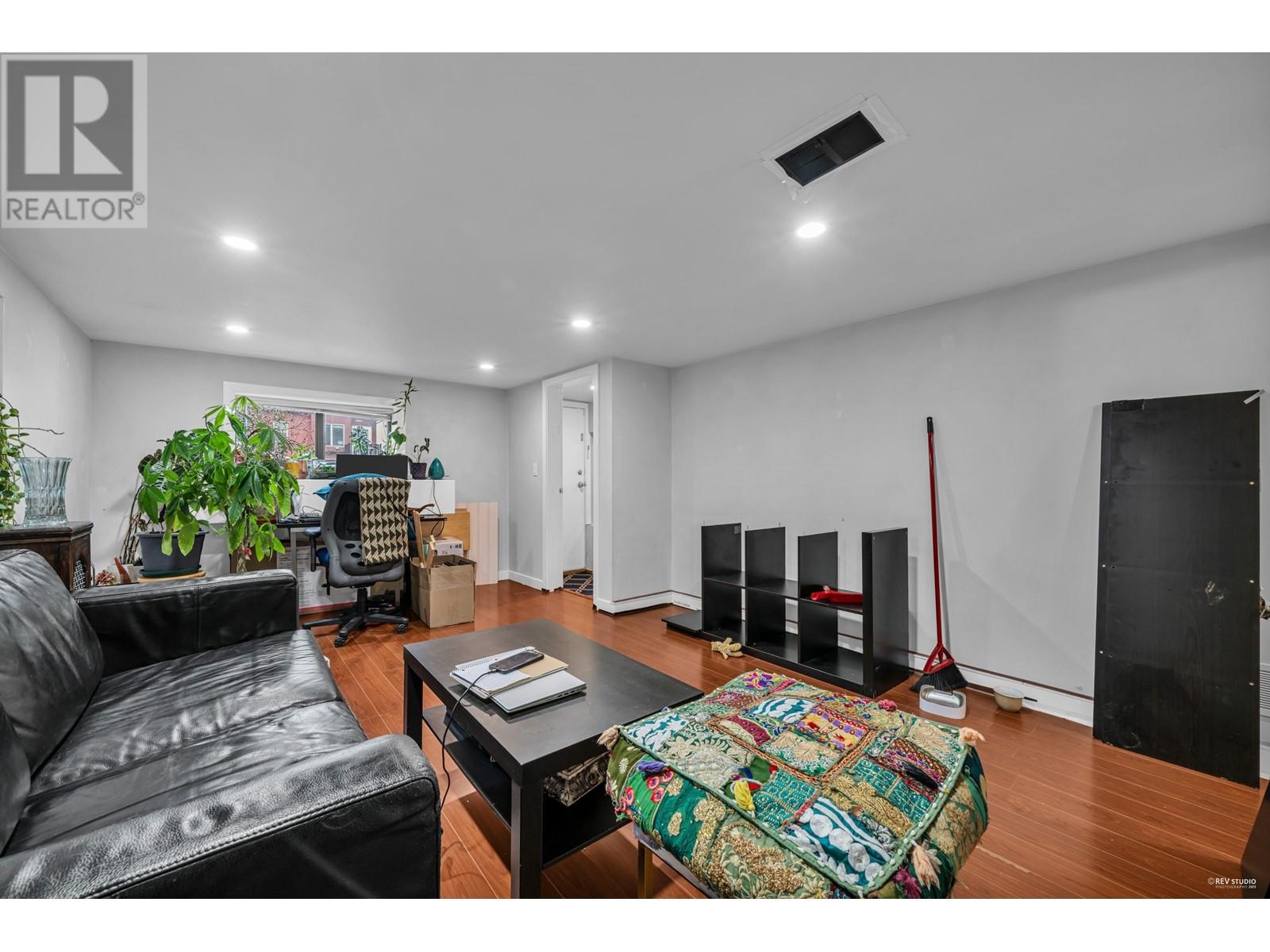 526 E 61st Avenue, Vancouver, British Columbia  V5X 2B9 - Photo 7 - R2981316