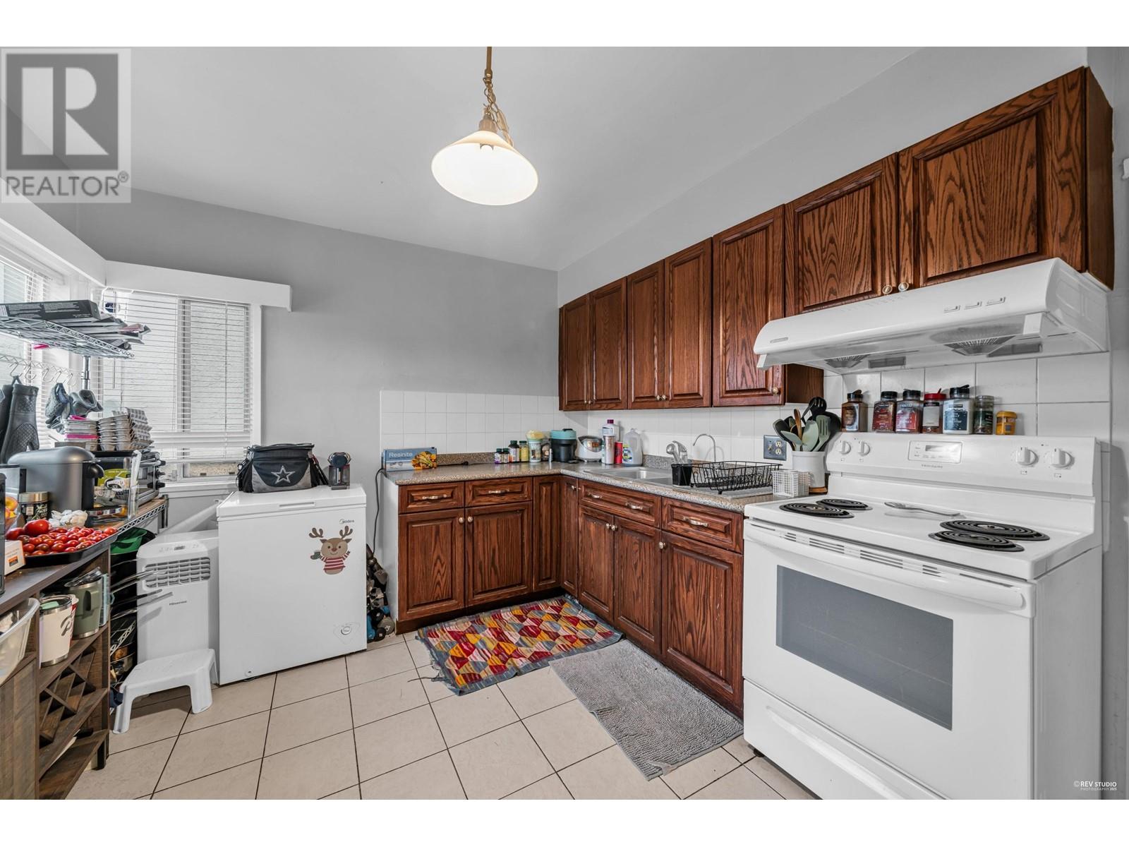 526 E 61st Avenue, Vancouver, British Columbia  V5X 2B9 - Photo 11 - R2981316