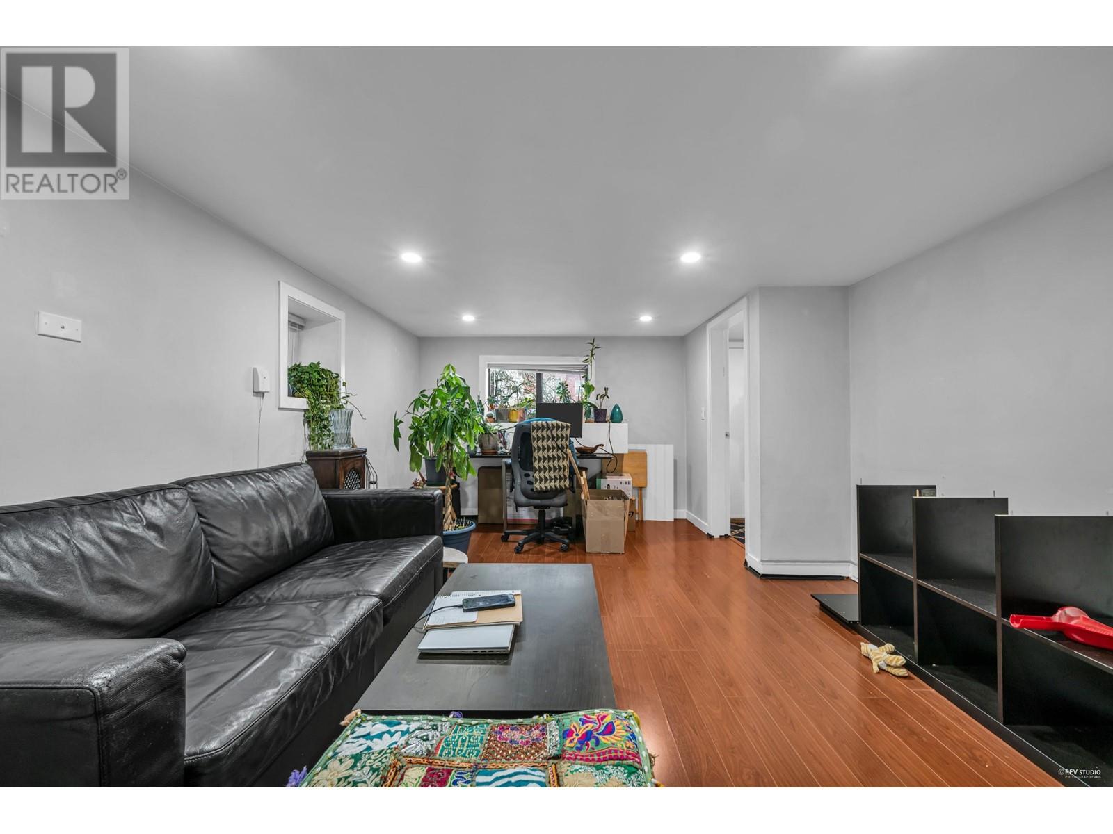 526 E 61st Avenue, Vancouver, British Columbia  V5X 2B9 - Photo 6 - R2981316