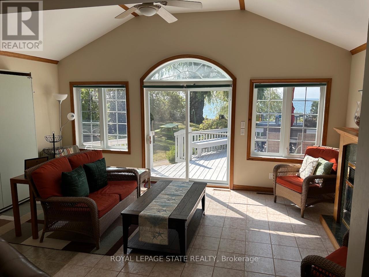 12529 Lakeshore Road, Wainfleet, Ontario  L0S 1V0 - Photo 14 - X12041823
