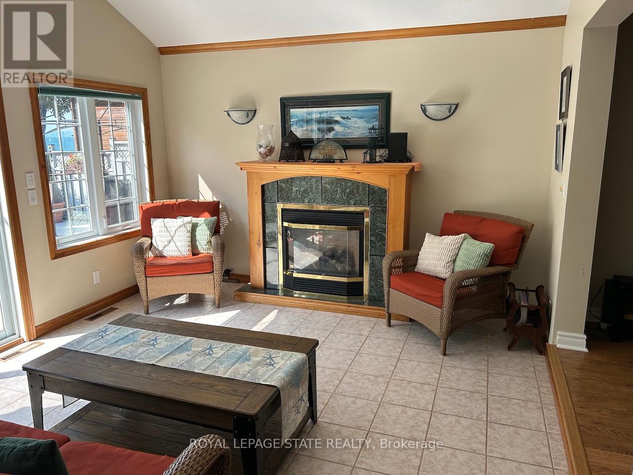12529 Lakeshore Road, Wainfleet, Ontario  L0S 1V0 - Photo 15 - X12041823
