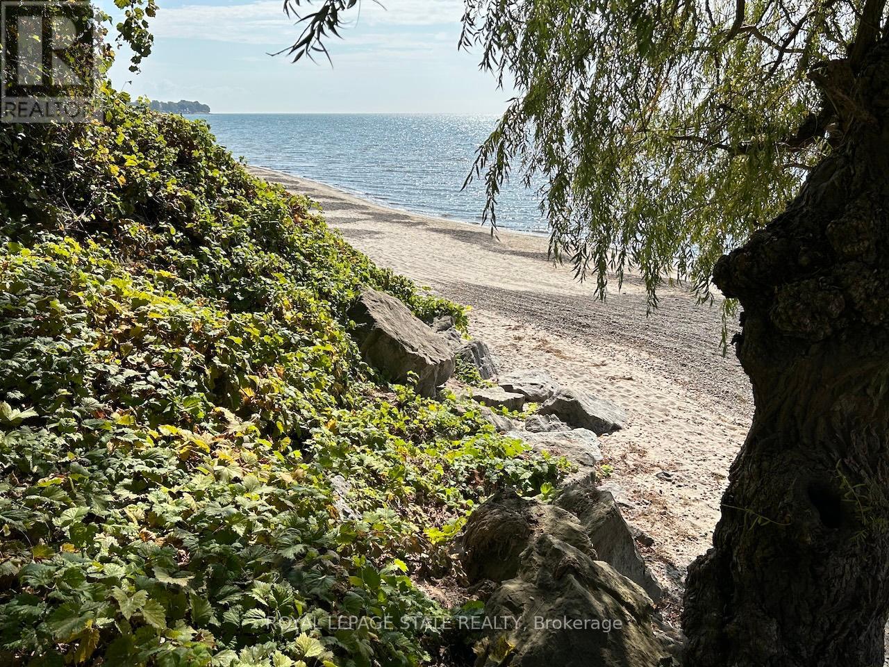Property at 12529 LAKESHORE ROAD image 2