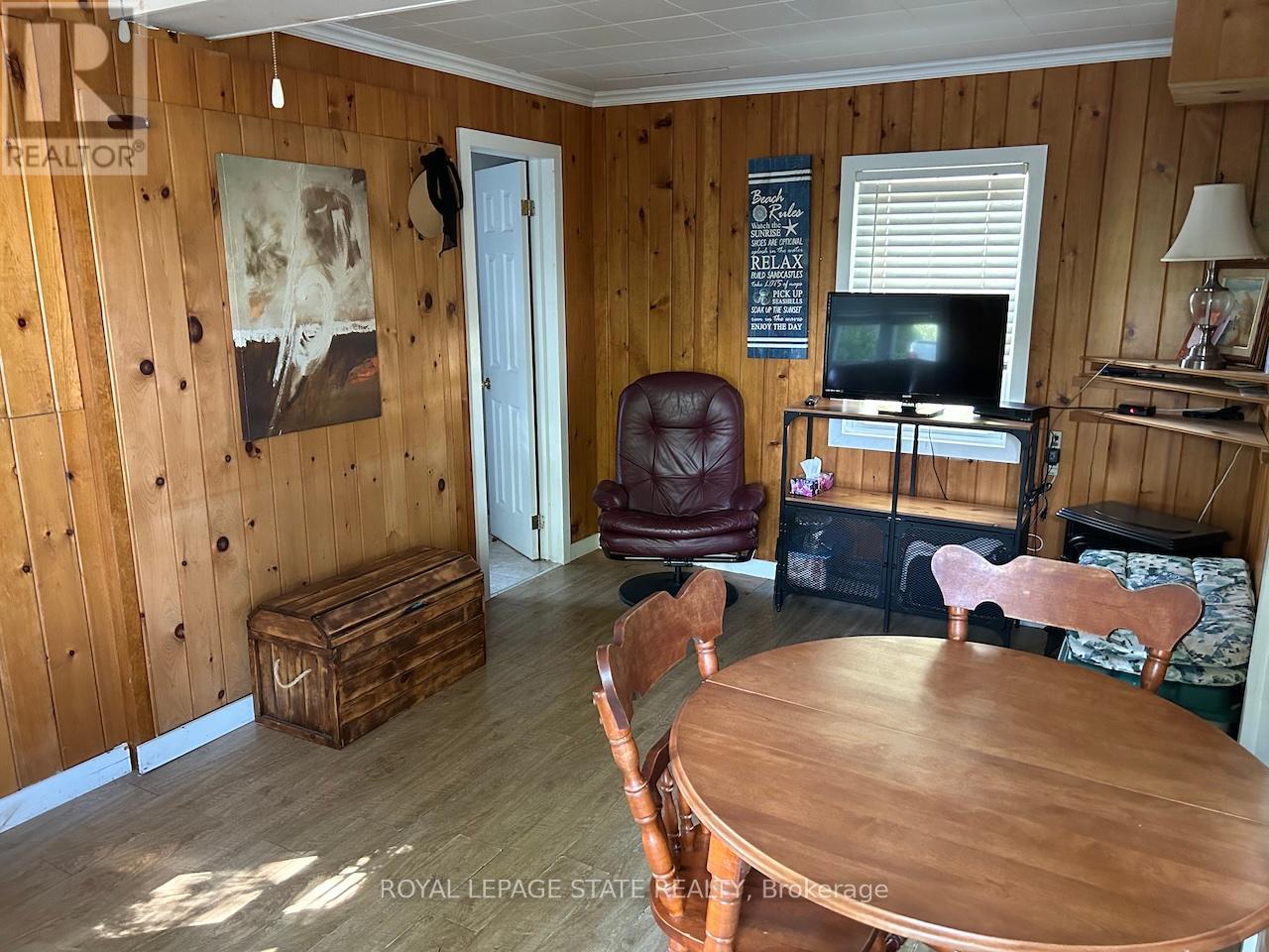 12529 Lakeshore Road, Wainfleet, Ontario  L0S 1V0 - Photo 25 - X12041823