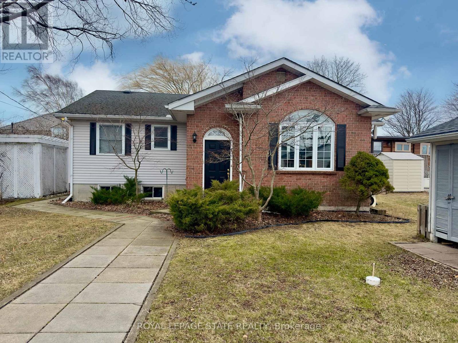 Property at 12529 LAKESHORE ROAD image 5