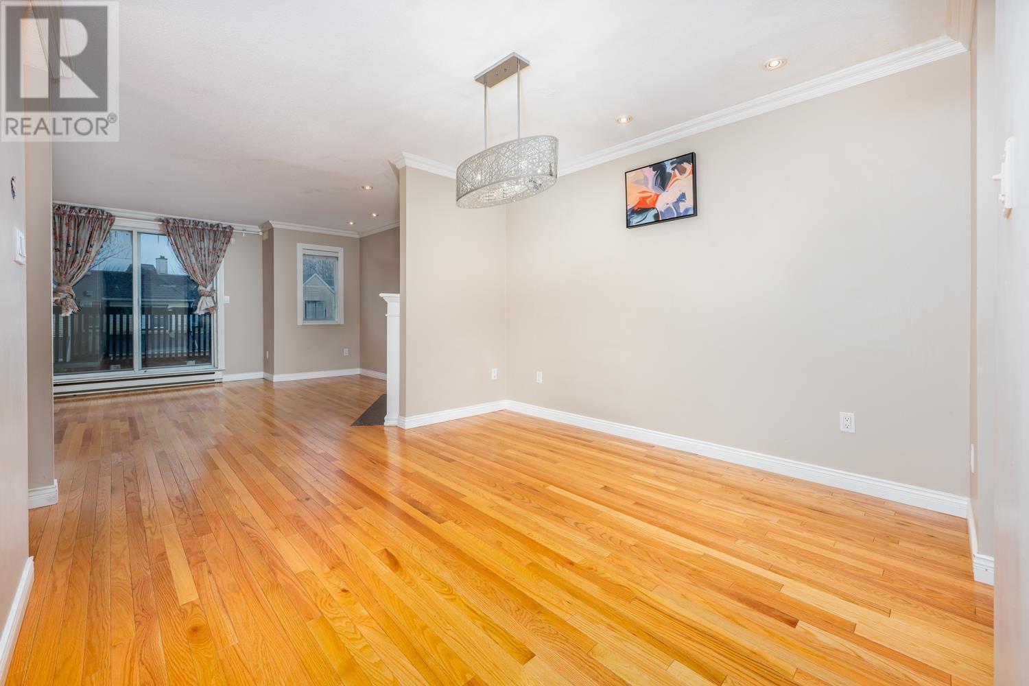 5 1200 Brunette Avenue, Coquitlam, British Columbia  V3K 1G3 - Photo 6 - R2982196