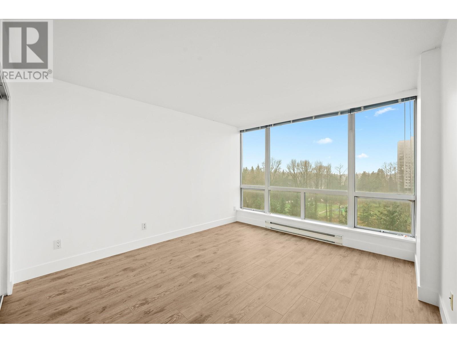 907 9623 Manchester Drive, Burnaby, British Columbia  V3N 4Y8 - Photo 12 - R2982217