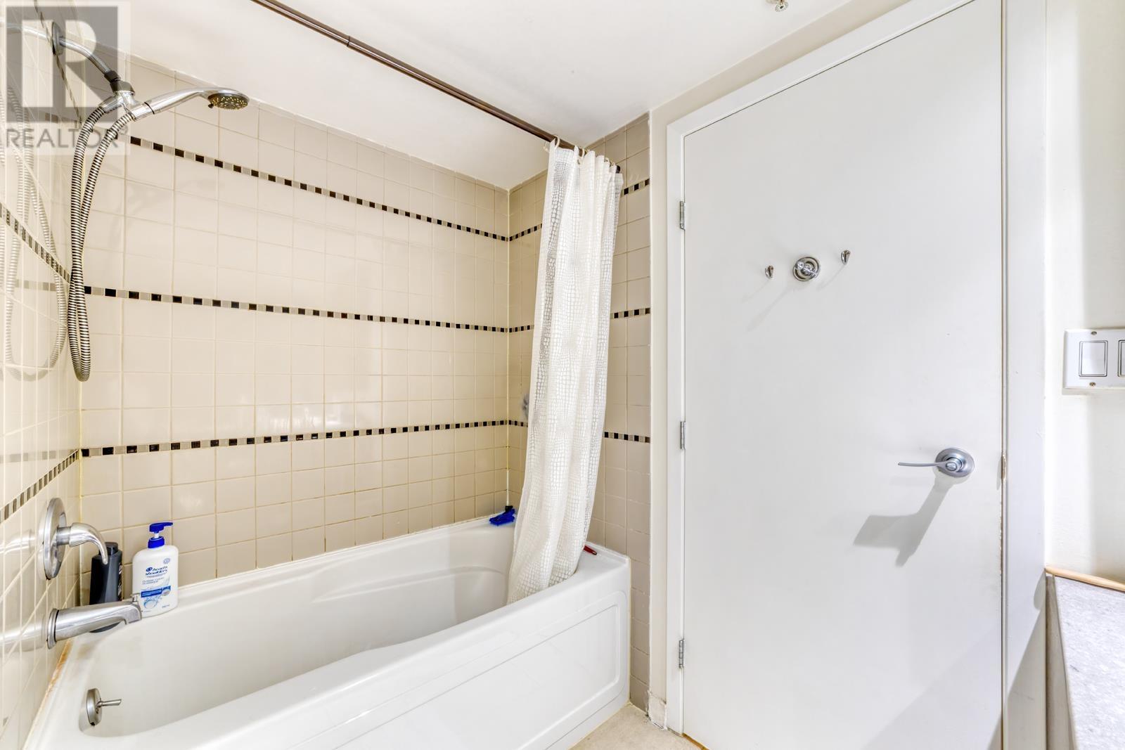 2902 1033 Marinaside Crescent, Vancouver, British Columbia  V6Z 3A3 - Photo 11 - R2982223