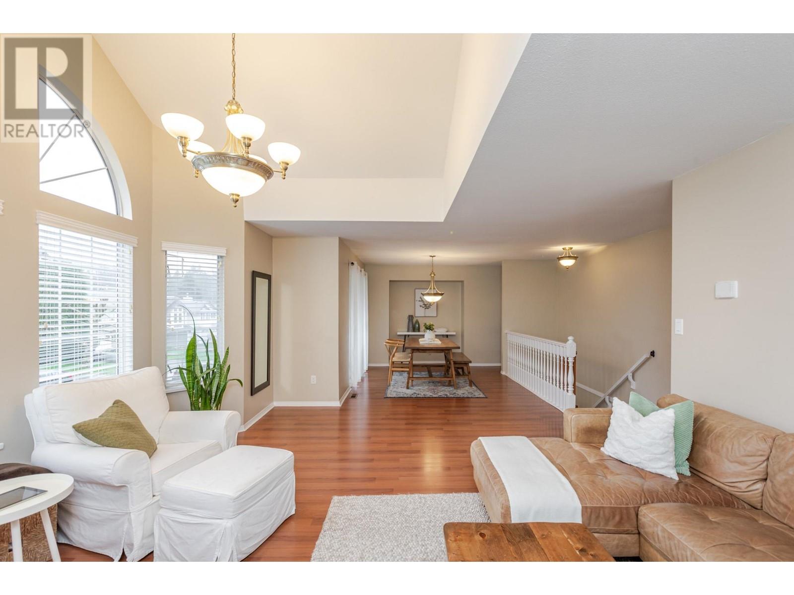 Property at 1350 SUTHERLAND AVENUE image 2
