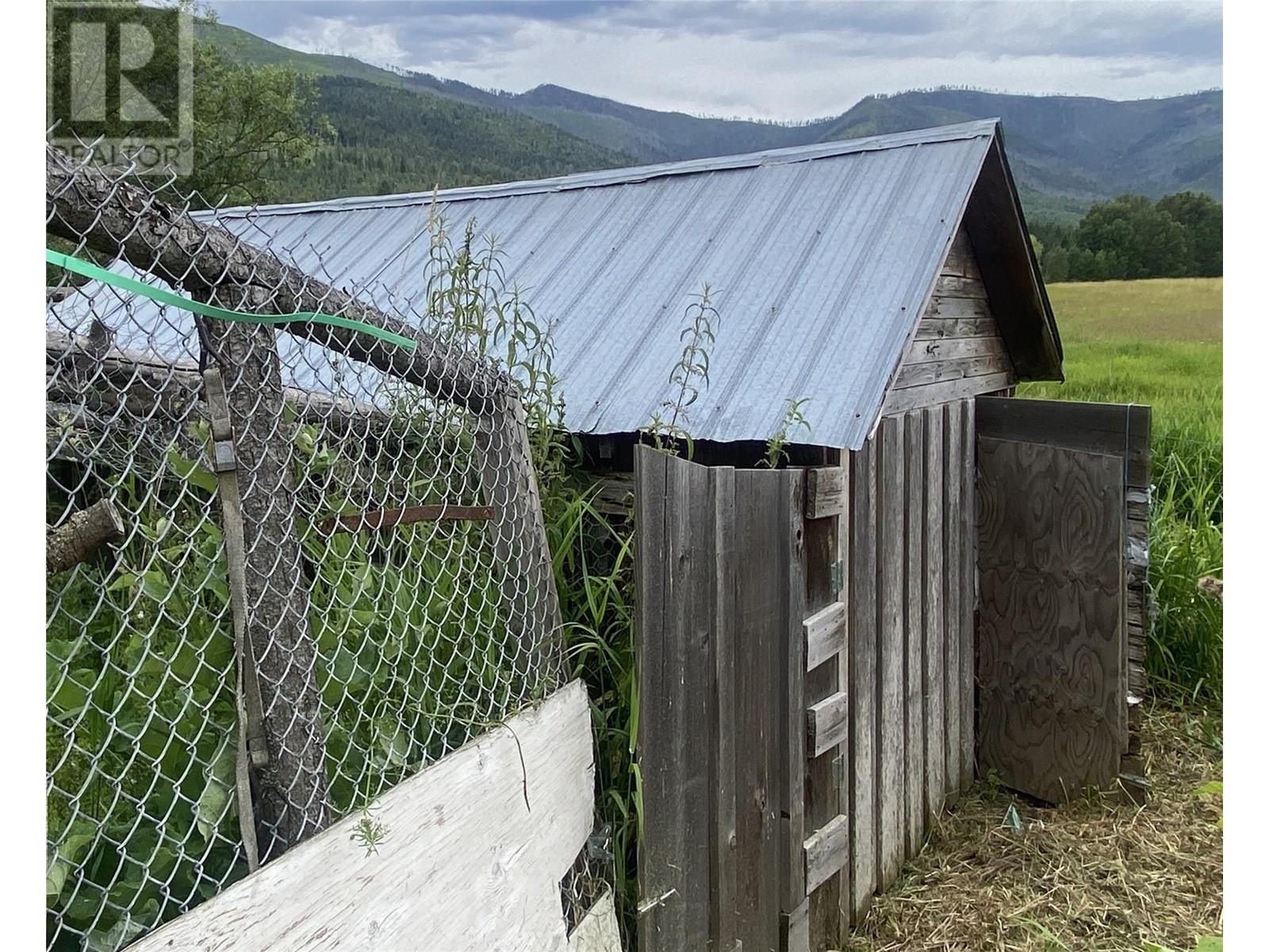 2008 Notch Hill Road, Sorrento, British Columbia  V0E 2W1 - Photo 23 - 10338665