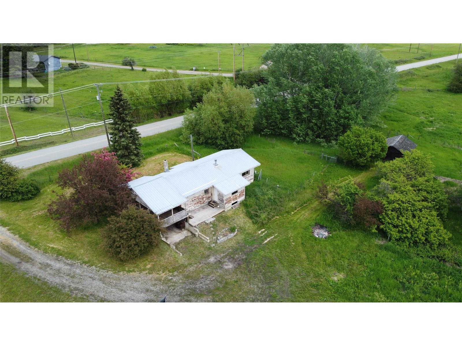 2008 Notch Hill Road, Sorrento, British Columbia  V0E 2W1 - Photo 2 - 10338665
