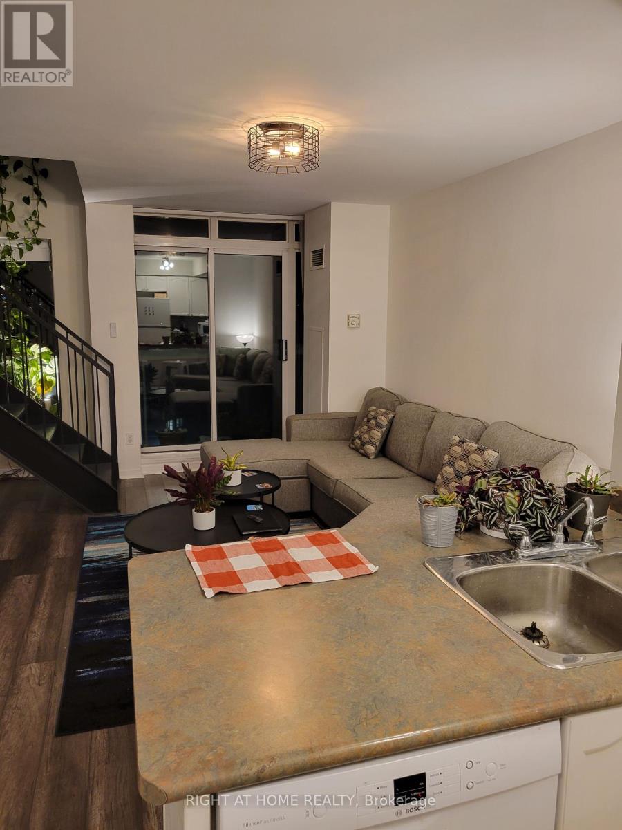 Property at 622 - 3 ELLESMERE STREET image 2