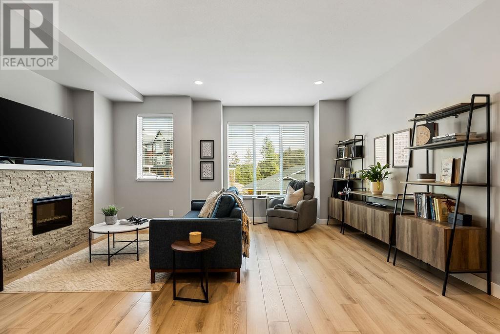 Property at 2490 Tuscany Drive Unit# 20 image 5